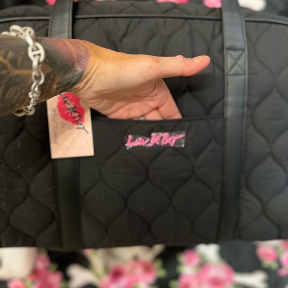 🩷🖤NWT-Betsey Johnson Luv Betsey LBKRUSH
Weekender🩷🖤 - Picture 10 of 14